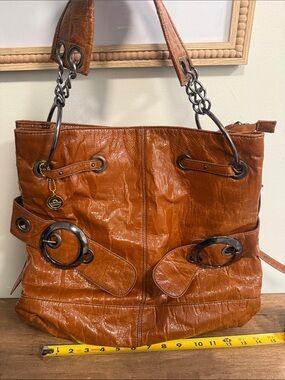 BIG BUDDHA Women’s Tan Leather Tote Bag with Chain Handles